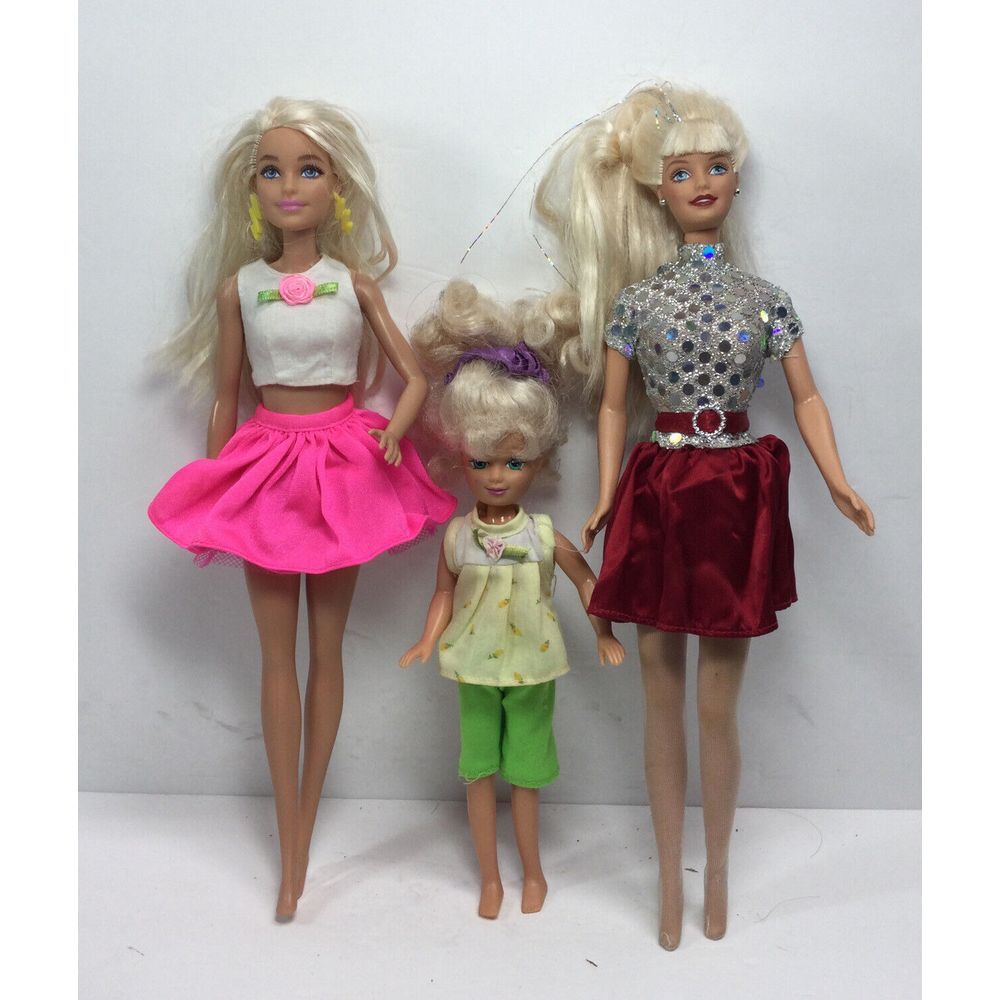 Barbie Doll lot 2 Barbies w/fashion clothes & Skipper  kids Kore‎ Doll Mattel